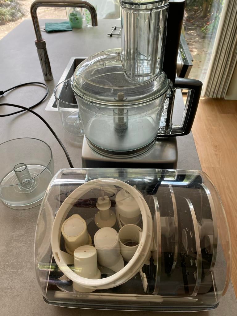 Magimix Compact 3200XL Foodprocessor met accessoires, Witgoed en Apparatuur, Keukenmixers, Zo goed als nieuw, 2 tot 3 liter, 1 snelheid