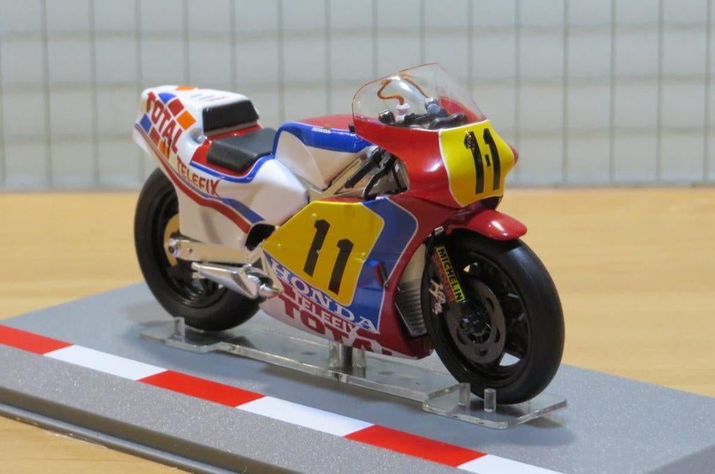 Raymond Roche Honda NS500 Assen 1984 1:18 diecast, Overige merken, Serviceclientele@altaya.be, Nieuw, Ophalen of Verzenden