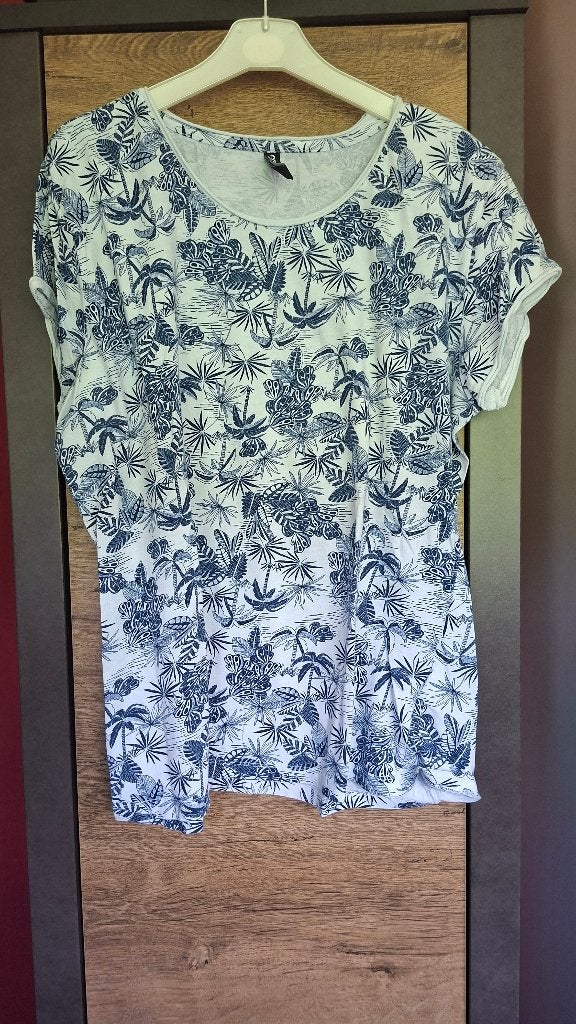Dames shirt - maat XL - beige, blauw - met palmbomen, Kleding | Dames, Meerkleurig, Ophalen of Verzenden, Zo goed als nieuw, Korte mouw