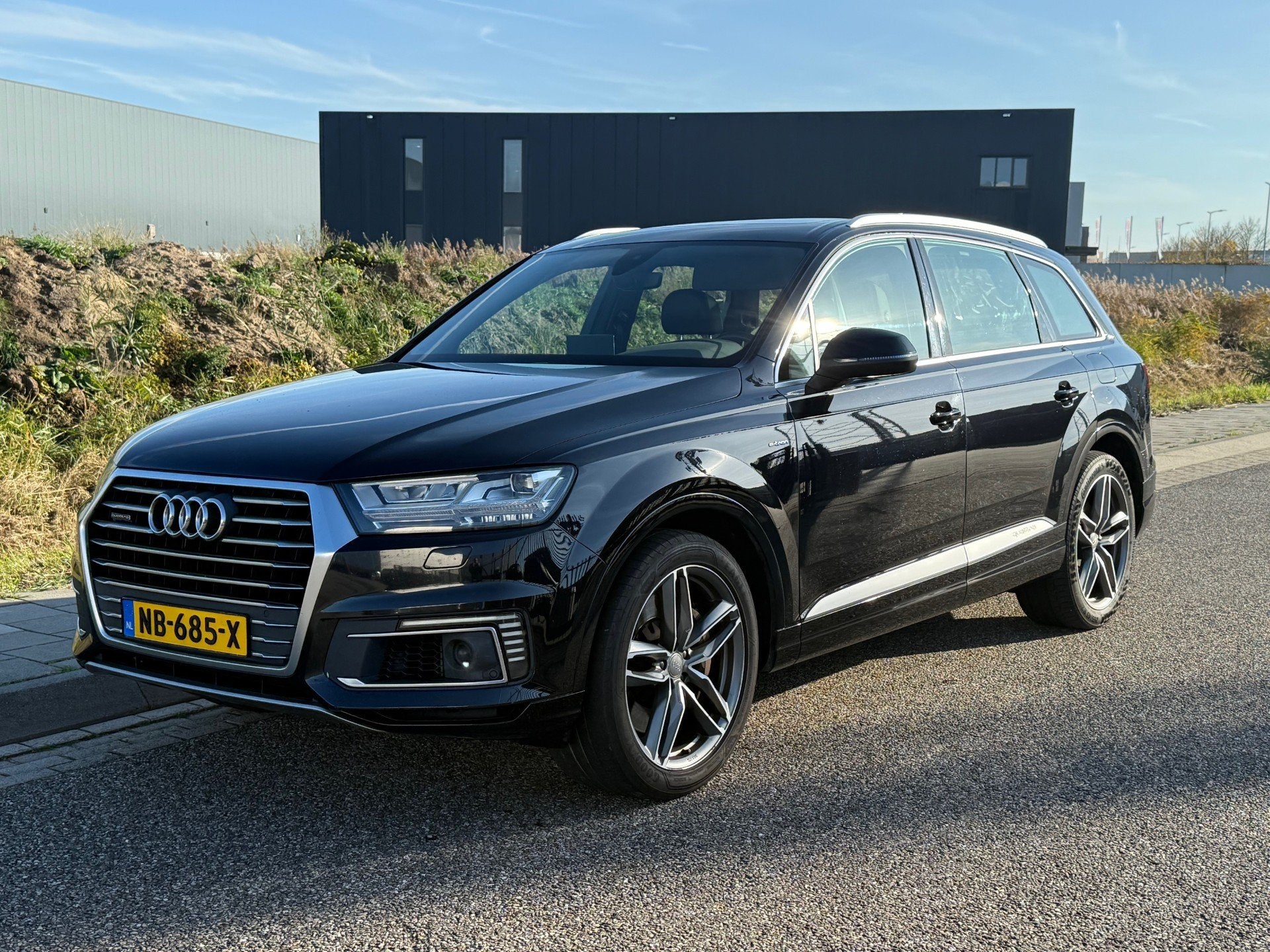 Audi Q7 3.0 TDI Hybride e-tron quattro Sport Panoramadak / T, Auto's, Audi, Automaat, Dealer onderhouden, Gebruikt, 2420 kg