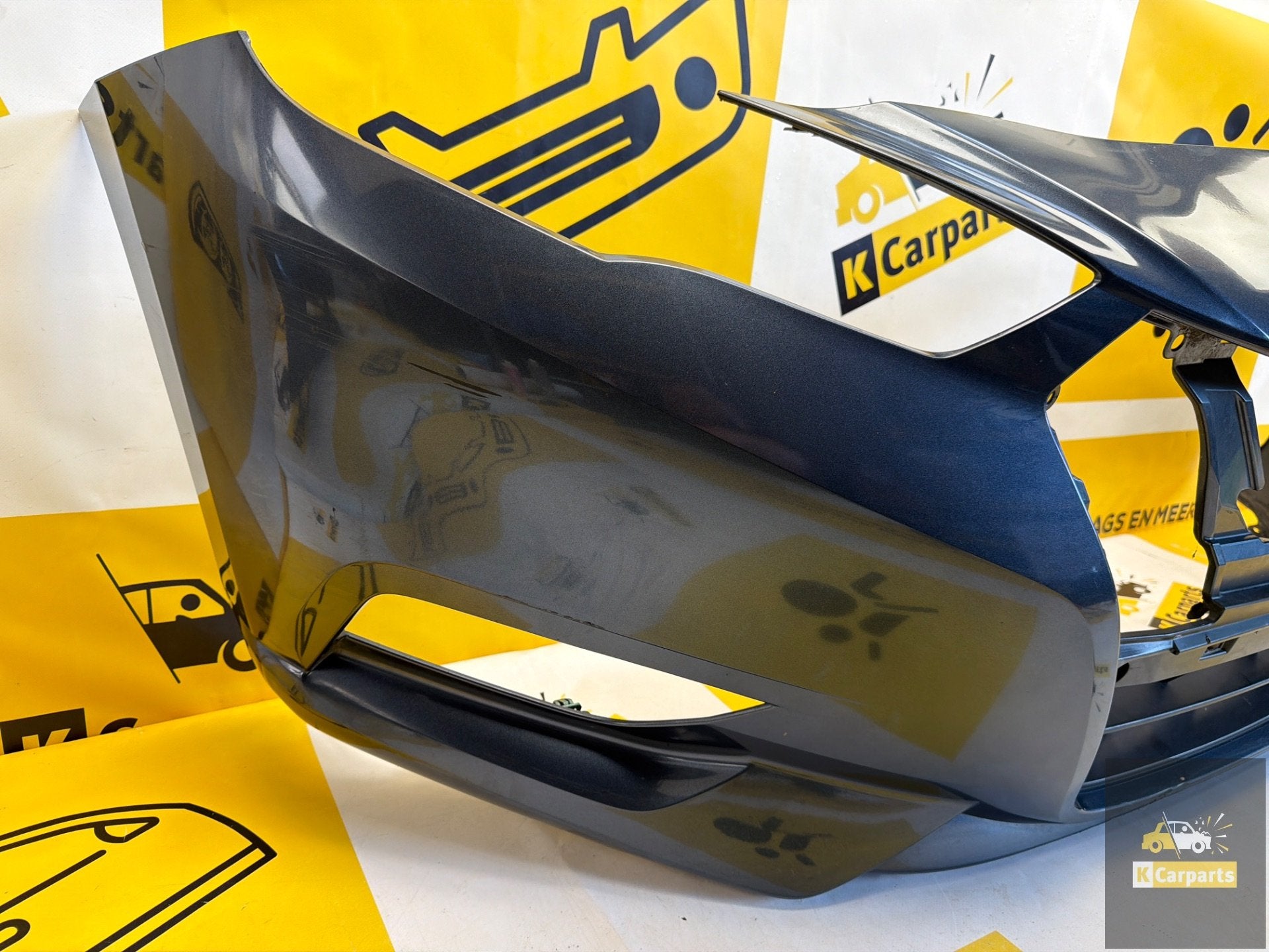 Voorbumper Nissan micra K14 origineel bumper 62022-5FA0H, Auto-onderdelen, Voor, Takashima 1-chome 1-1
220-8686  Yokohama, Ophalen of Verzenden