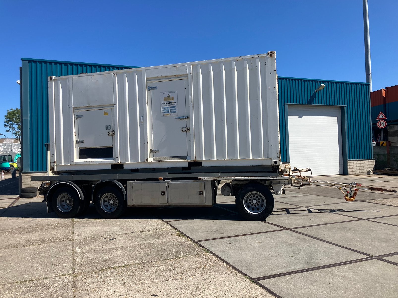 Aggregaat 630 kva volvo penta container combi, Ophalen