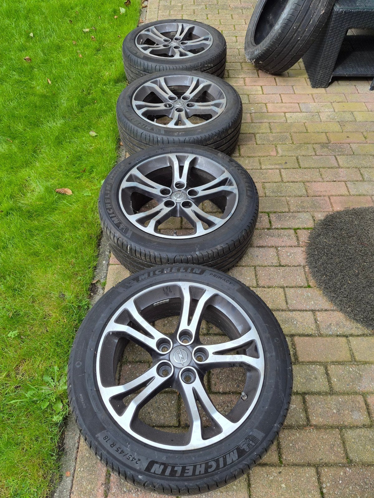 Opel Insignia velgen + Michelin Primacy 4 banden 245/45R18, Ophalen, 18 inch, Banden en Velgen, Personenwagen