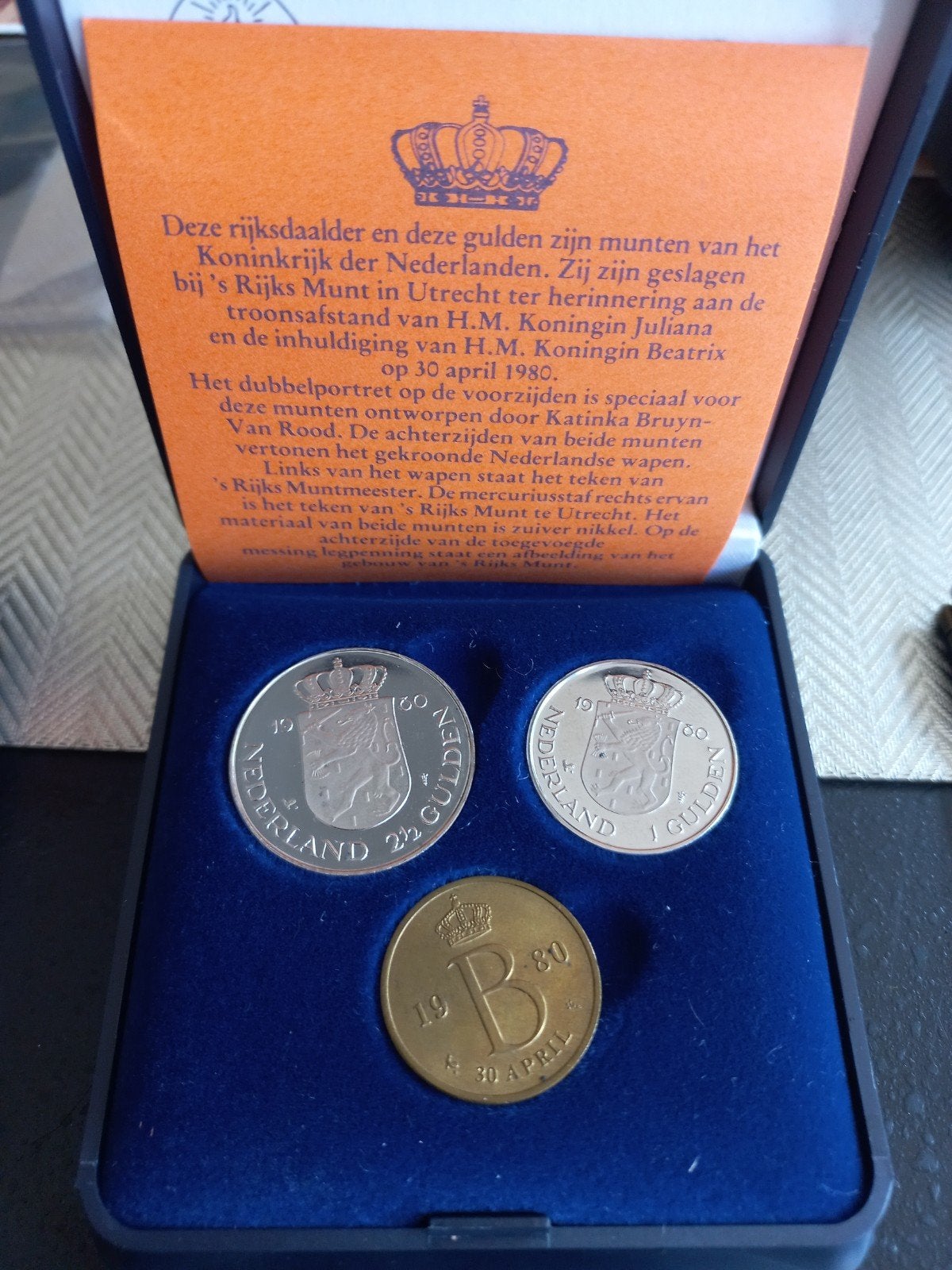 Rijksdaalder en Gulden Set Troonsafstand Juliana 1980, Postzegels en Munten, Munten | Nederland, Koningin Juliana, Setje, Zilver