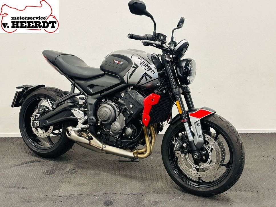 TRIUMPH TRIDENT 660 (bj 2024) Km, Motoren, 4 cilinders, Onbekend, Meer dan 35 kW, Onbekend