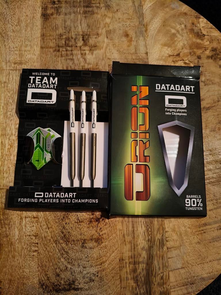 Datadart pijlen, Sport en Fitness, Darts, Ophalen of Verzenden, Zo goed als nieuw, Pijlen