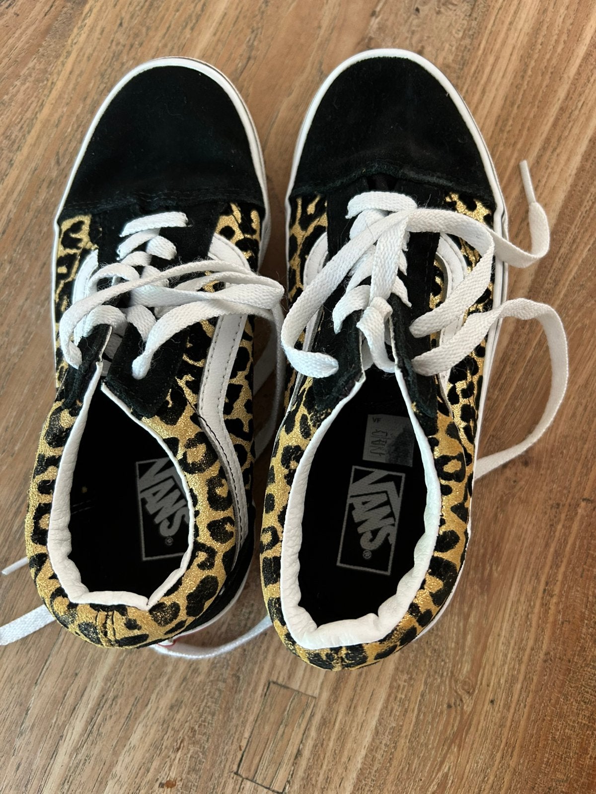 Vans of the Wall, maat 34, zwart/goud, Meisje, Schoenen, Ophalen of Verzenden, Zo goed als nieuw