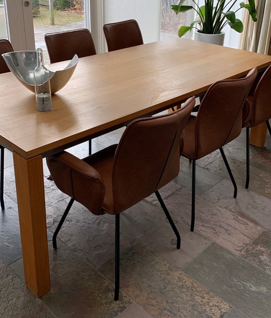 Massief eiken eettafel, in zeer goede staat, Huis en Inrichting, Tafels | Eettafels, Ophalen, Gebruikt, Eikenhout, 200 cm of meer