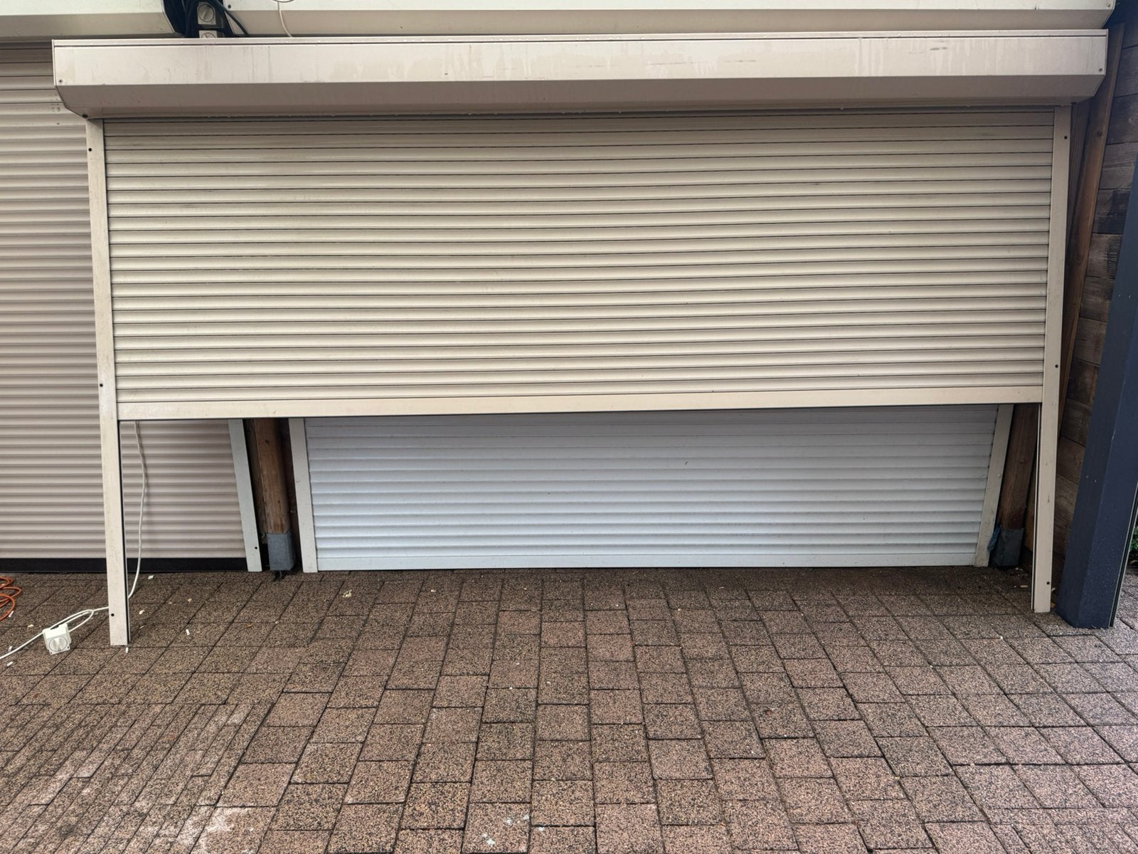 Electrisch rolluik, Ophalen, Gebruikt, Crème of Beige, 200 cm of meer
