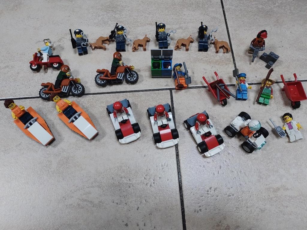 partij lego poppetjes, Kinderen en Baby's, Speelgoed | Duplo en Lego, Ophalen, Zo goed als nieuw, Minifiguur, Lego