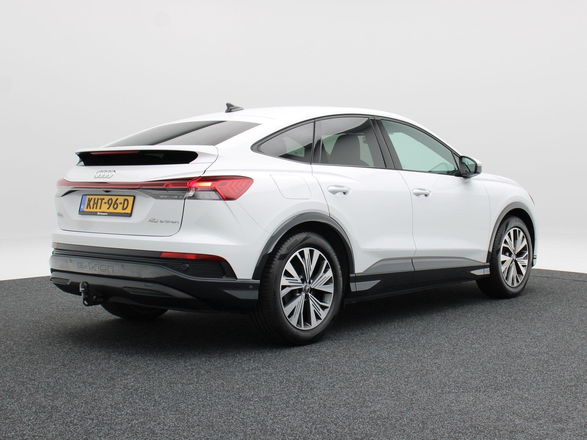 Audi Q4 Sportback e-tron 40 Advanced edition 77 kWh 204 Pk |, Auto's, Audi, Automaat, Gebruikt, 2020 kg, Wit