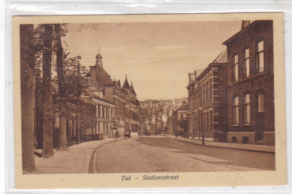 Tiel-Stationsstraat circa 1920, Ophalen of Verzenden, Voor 1920, Ongelopen, Gelderland