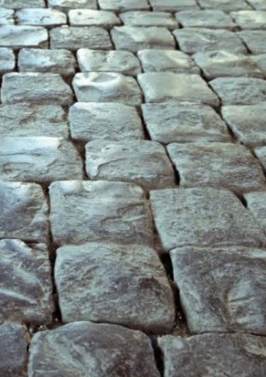 Gratis afhalen ( 50 stuks) cobblestones, Tuin en Terras, Tegels en Klinkers, Ophalen, Zo goed als nieuw, Beton, Klinkers