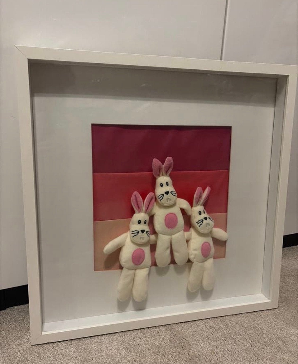 Vintage Ikea Ribba lijst met 3D konijntjes (52,5x52,5cm), Ophalen, Zo goed als nieuw, Wit, Wanddecoratie