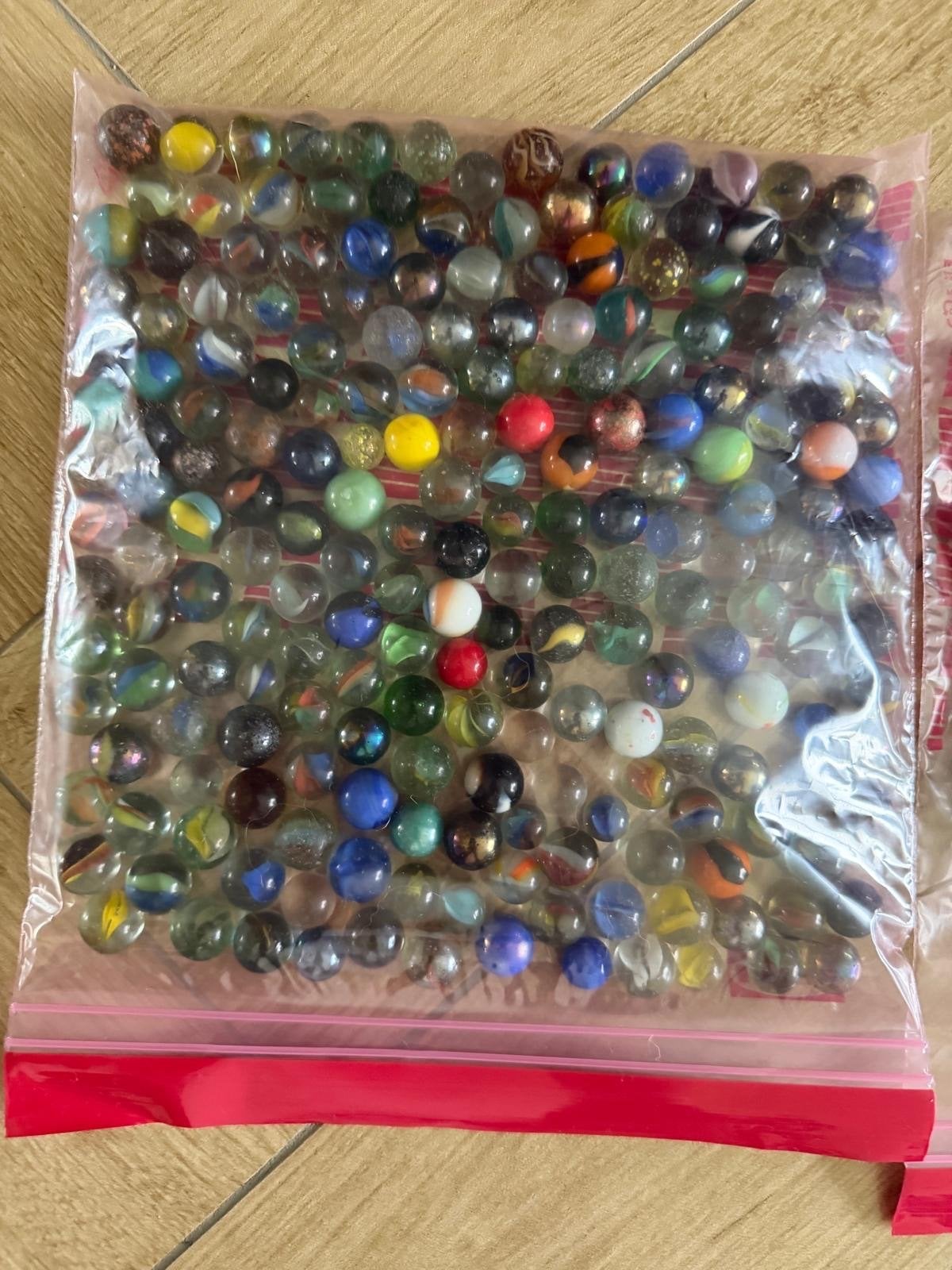 8 kg knikkers in diverse kleuren en maten, Ophalen of Verzenden, Gebruikt, Jongen of Meisje