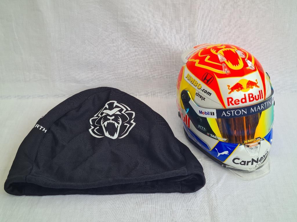 Helm Max Verstappen GP Spielberg Oostenrijk 2020 1:2, Ophalen of Verzenden, Zo goed als nieuw, Formule 1