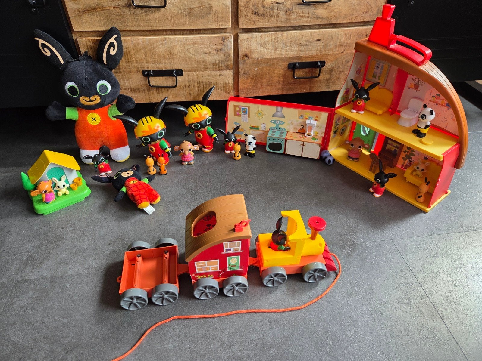 Bing verzameling oa huis / trein / poppetjes, Ophalen of Verzenden, Gebruikt