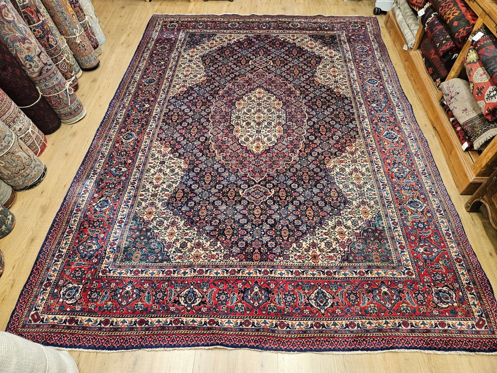 Vintage handgeknoopt perzisch tapijt sarough 335x240, Info@SlatsAntiek.nl, Tweedehands, Perzisch, 200 cm of meer