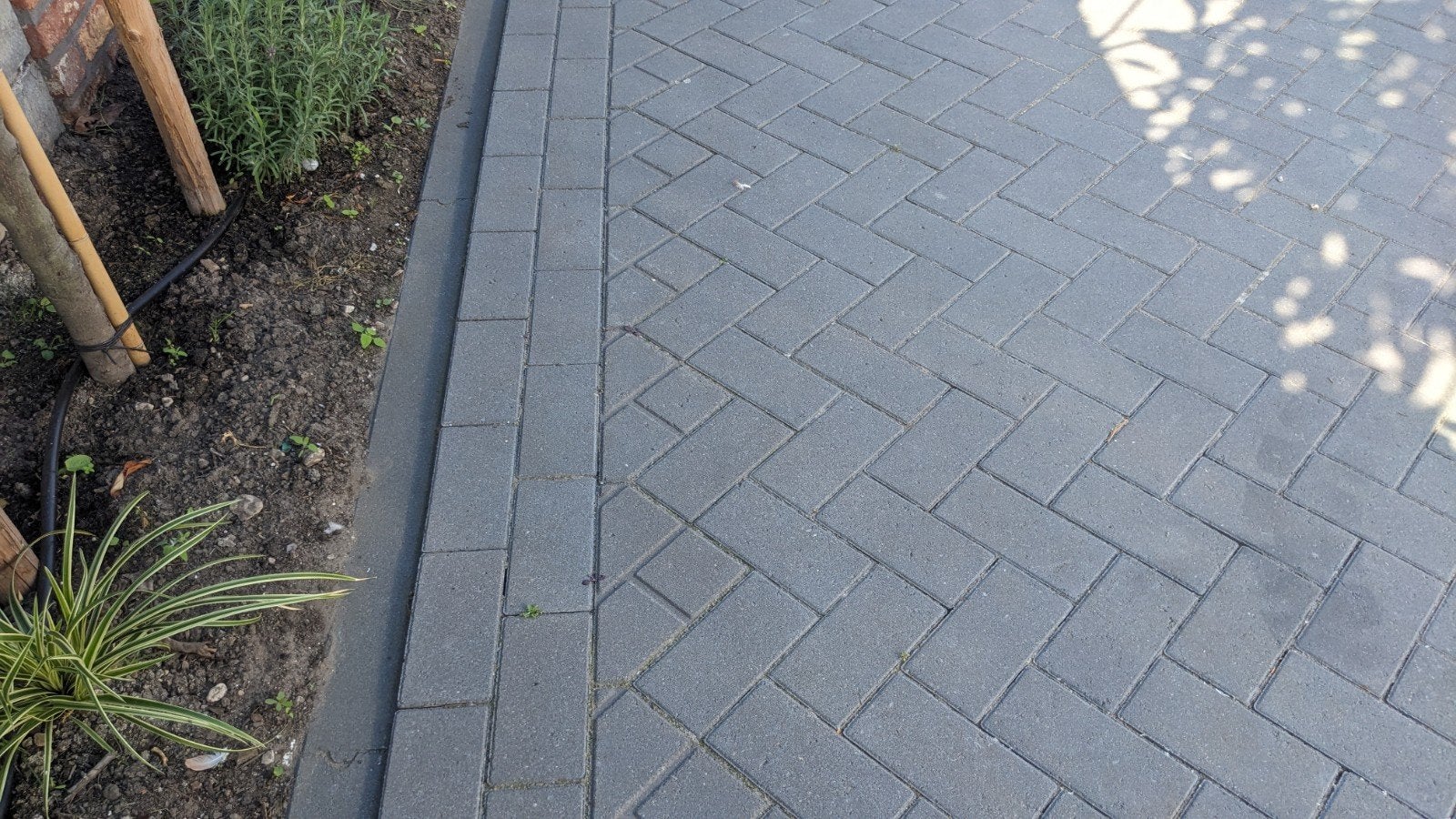Nieuwe betonnen bischopmutsen MBI antraciet (22 stuks), Tuin en Terras, Tegels en Klinkers, Ophalen of Verzenden, Nieuw, Beton