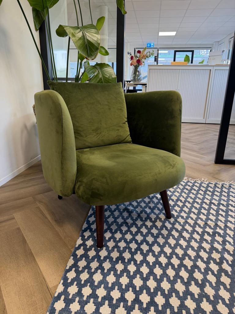Comfortabele Groene Velours Fauteuil van Woood, Huis en Inrichting, Fauteuils, Ophalen of Verzenden, Zo goed als nieuw, Hout, 75 tot 100 cm