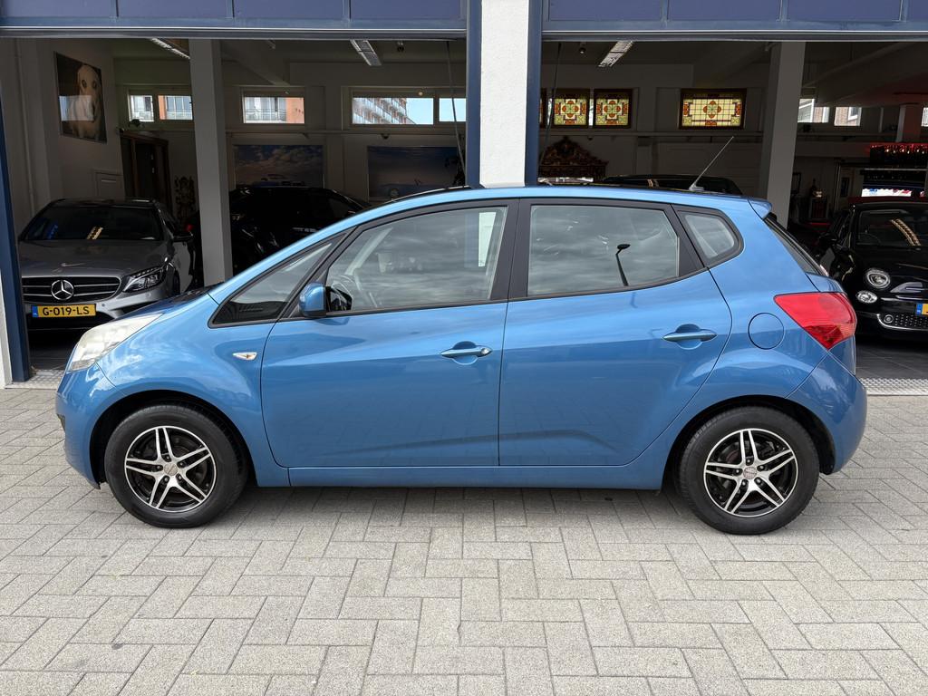 Kia Venga 1.4 CVVT X-tra PANORAMA DAK/NAVI/CAMERA (bj 2010), Voorwielaandrijving, Euro 5, Gebruikt, 4 cilinders