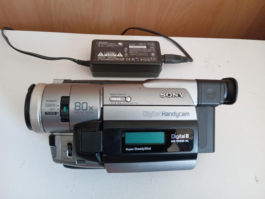 Sony video camera, Audio, Tv en Foto, Videocamera's Digitaal, Ophalen, Mini dv, Gebruikt, 20x of meer