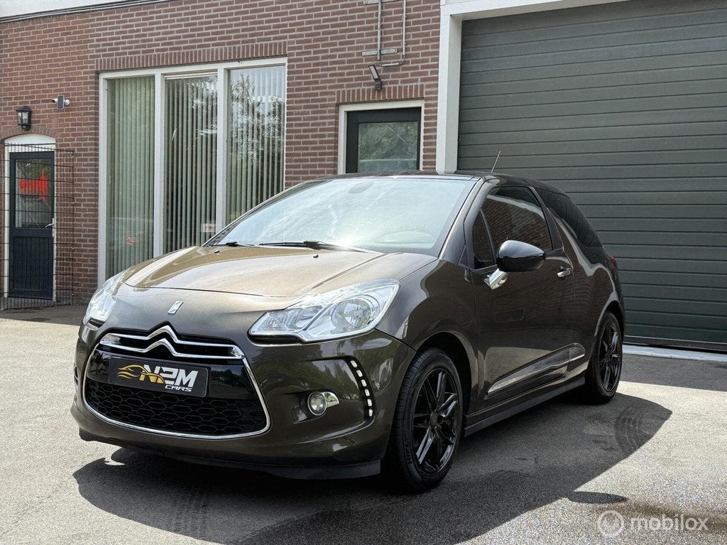 Citroen DS3 1.2 VTi Business, Voorwielaandrijving, Euro 5, Zwart, 1199 cc
