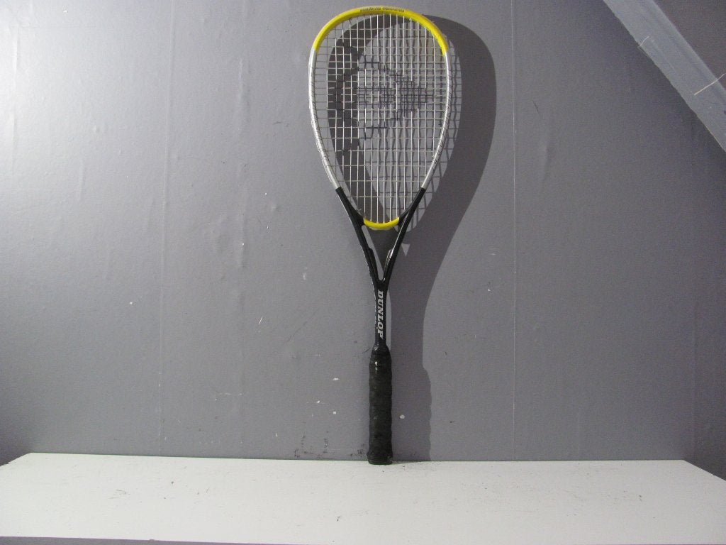 squash racket van Dunlop max attack, Sport en Fitness, Squash, Ophalen of Verzenden, Zo goed als nieuw, Racket, Met hoes