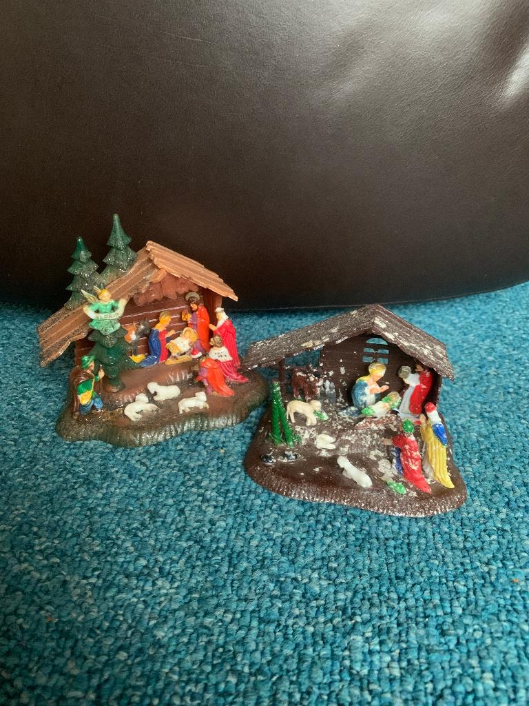 Vintage Kleine Kerststalletjes plastic - hong kong, Diversen, Kerst, Ophalen of Verzenden, Gebruikt