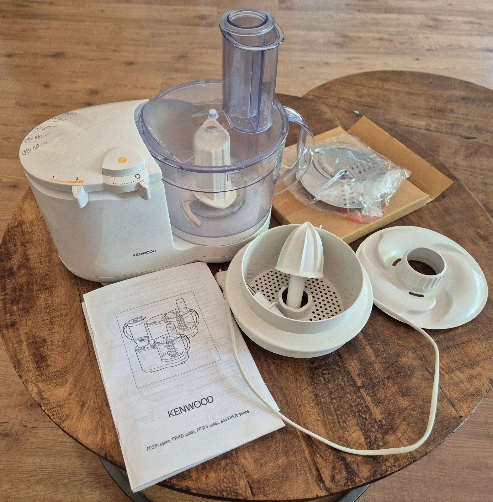 Kenwood keukenmachine, Witgoed en Apparatuur, Keukenmixers, 4 liter of meer, Ophalen, 3 snelheden of meer