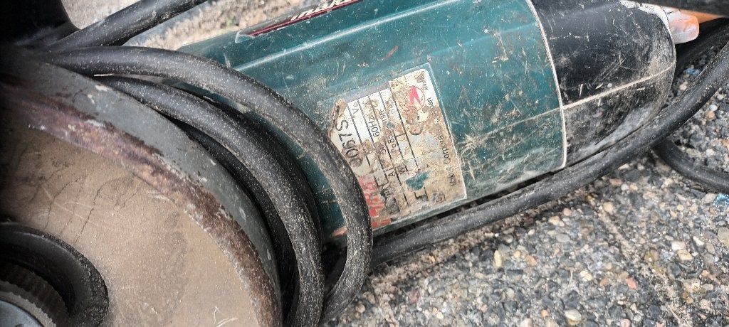 Makita 9075 s slijper, Doe-het-zelf en Verbouw, Gereedschap | Slijpmachines, Ophalen, Gebruikt, Minder dan 700 watt, Haakse handslijpmachine