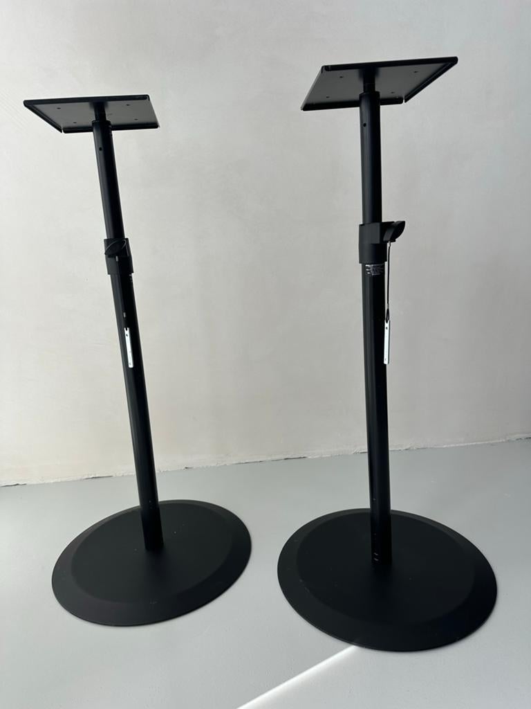 König & Meyer Monitorstandaard (2 stuks), Ophalen of Verzenden, Gebruikt, Instrumentstandaard, Speaker