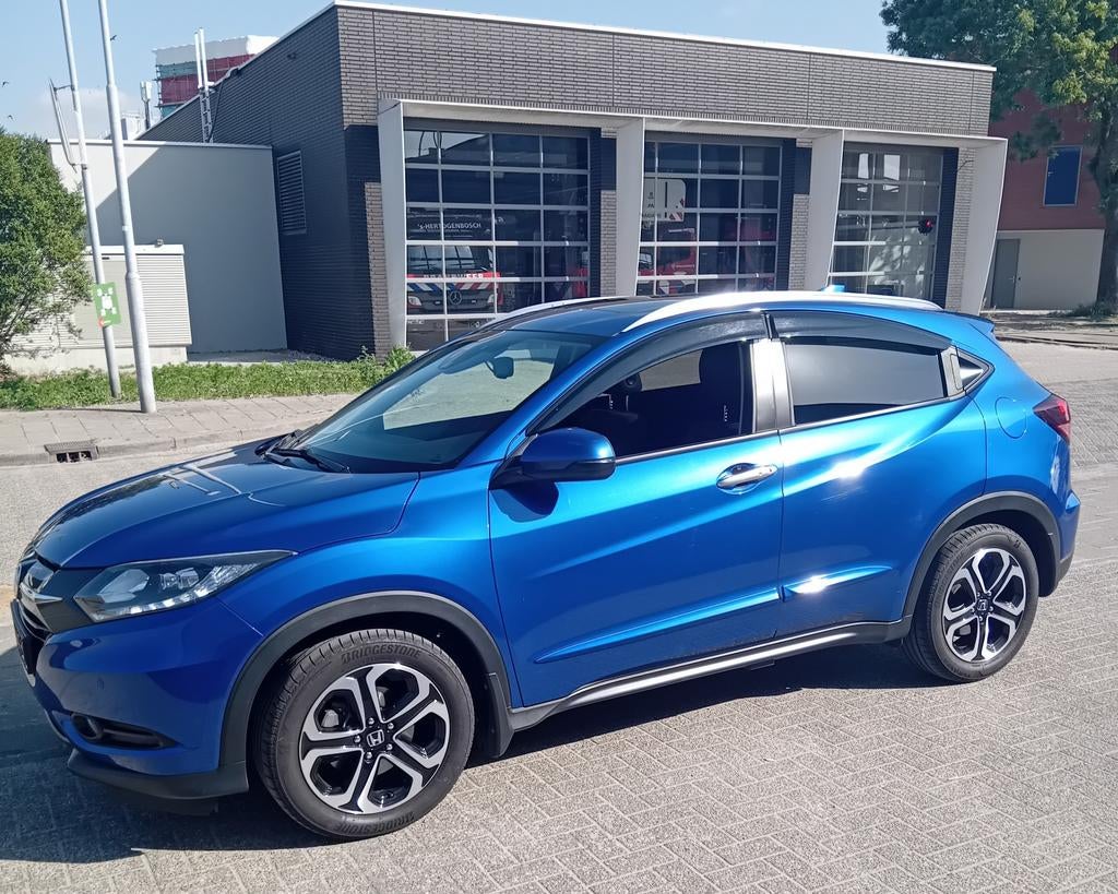 Prachtige volledig dealeronderhouden Honda HR-V!, Auto's, USB, 1498 cc, Zwart, Blauw