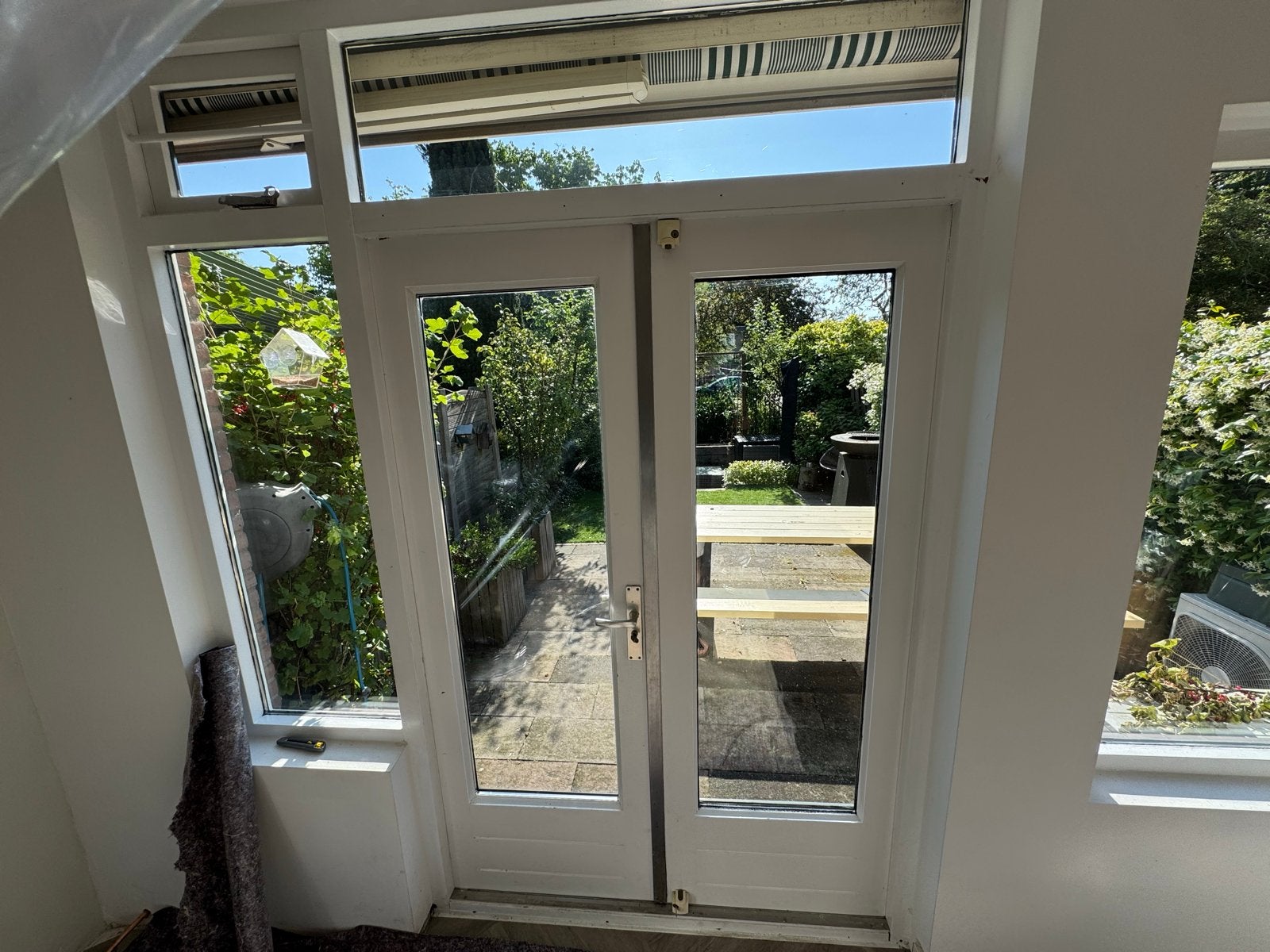 Hardhouten deuren met dubbel glas en goed slot, Ophalen, Gebruikt, Minder dan 80 cm, Buitendeur