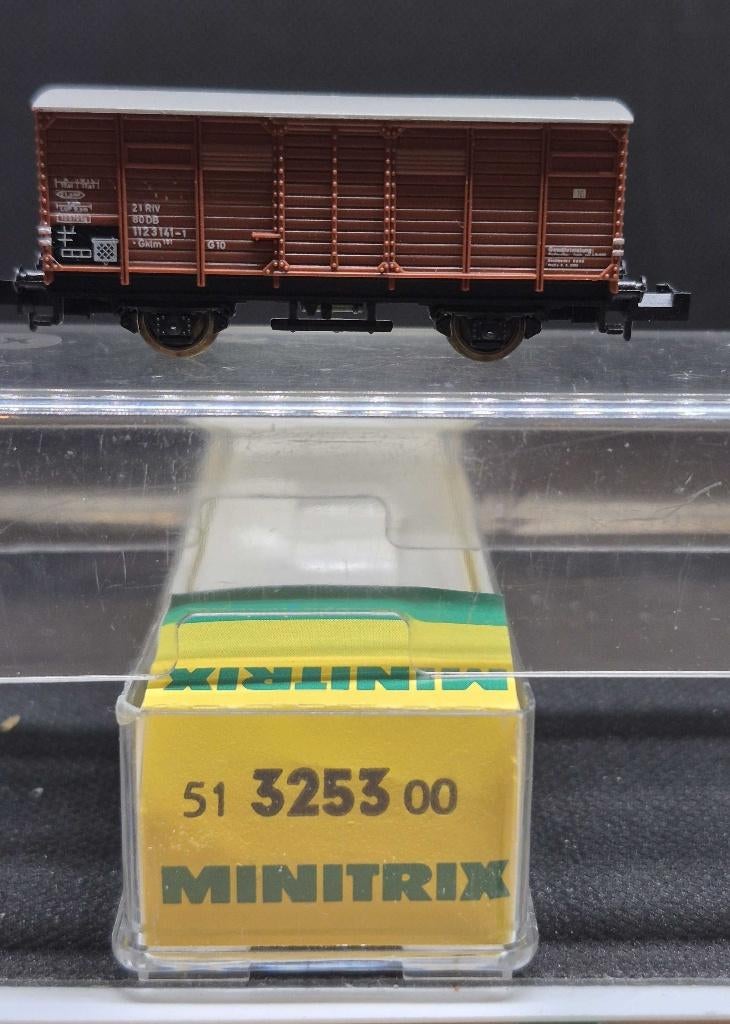 Minitrix 3253 - gedekte goederenwagen G10 (15162), Gelijkstroom, Trix, Wagon, Ophalen of Verzenden