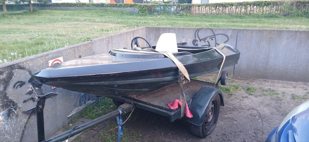 Opknapper Speedboot+trailer  en 3.5 pk buitenboord motor, Watersport en Boten, Ophalen, Gebruikt, Motor en Techniek, Motorboot