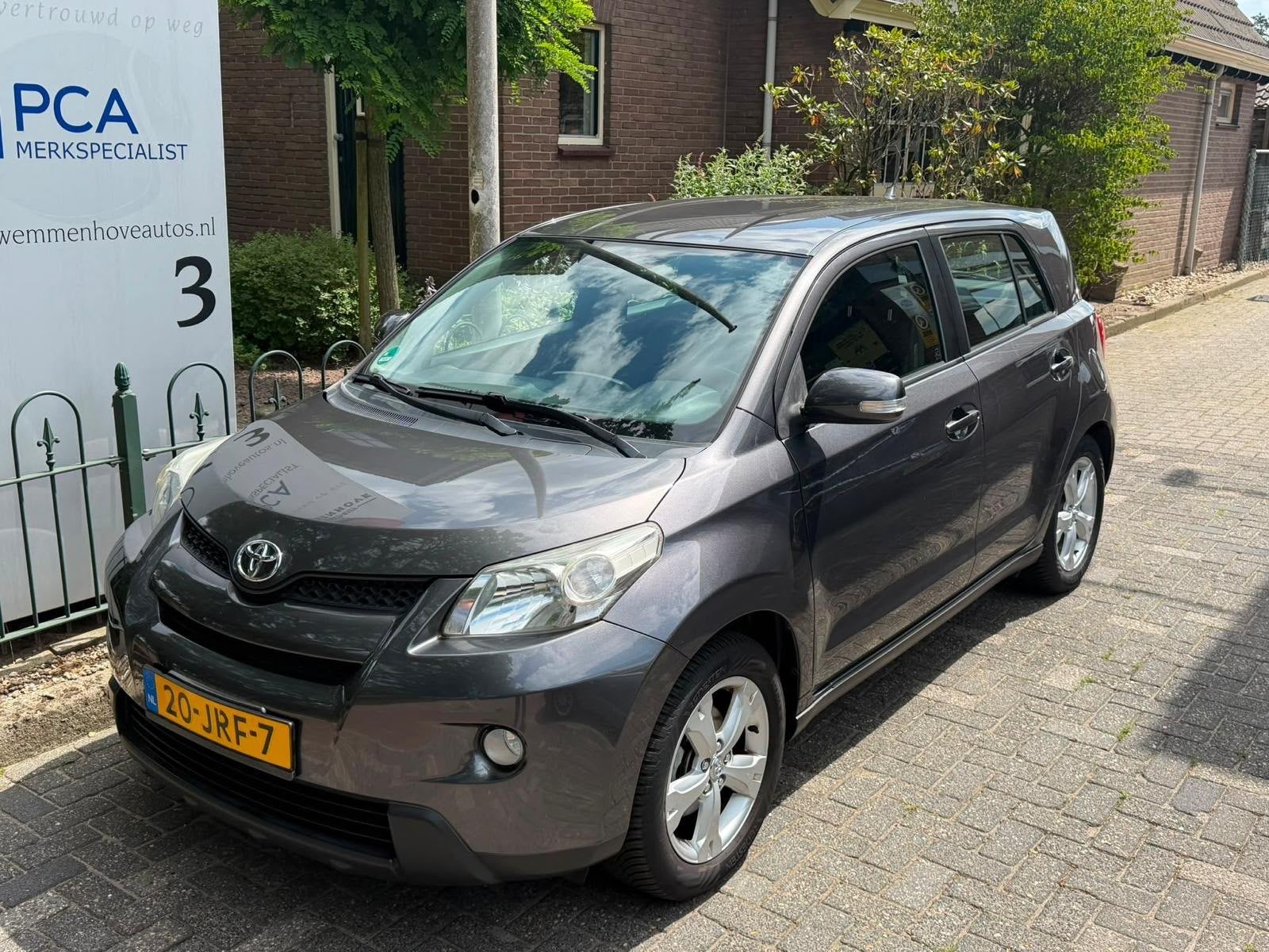 Toyota Urban Cruiser 1.3 VVT-i Aspiration Airco/Alu wielen/E, Gebruikt, 4 cilinders, 49 €/maand, Bedrijf