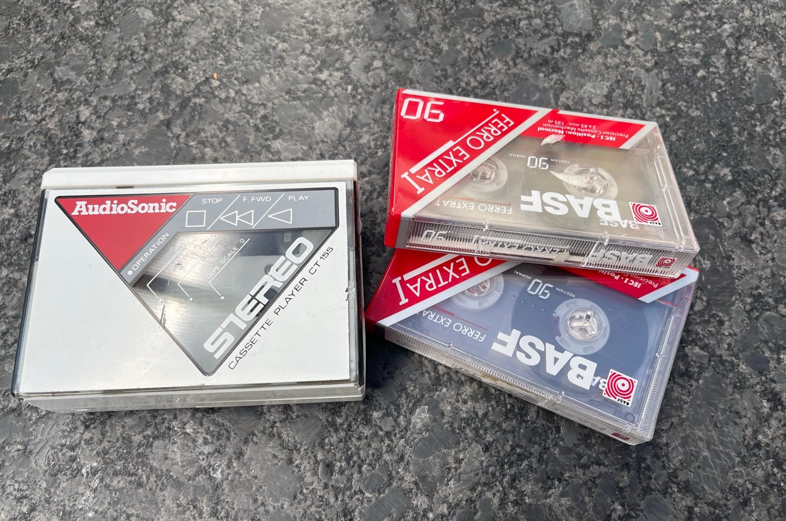 Audiosonic CT155 Stereo Cassette Speler met 2 BASF Cassettes, Ophalen of Verzenden, Overige genres, 2 t/m 25 bandjes