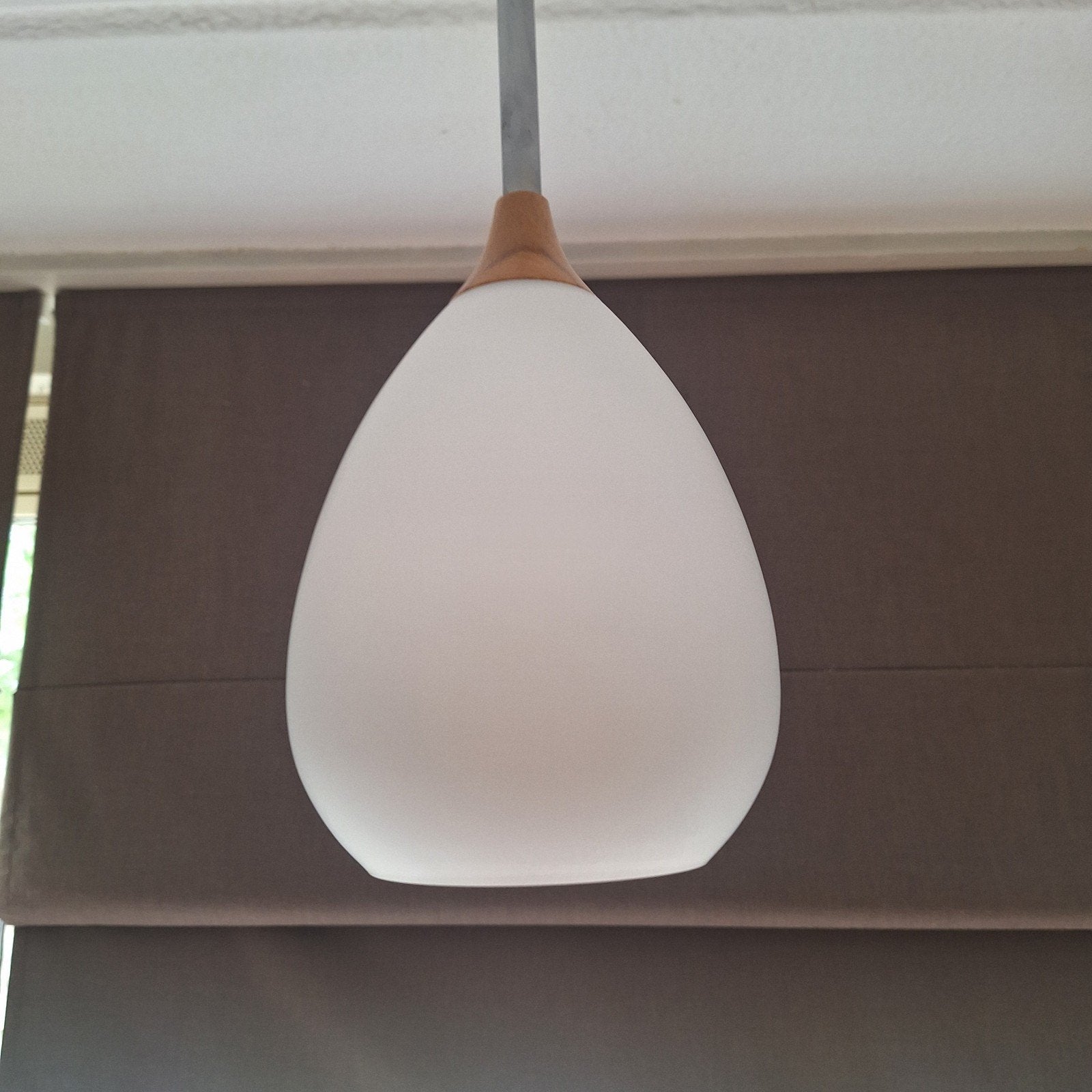 Deense design hanglamp opaline glas & teakhout, Ophalen of Verzenden