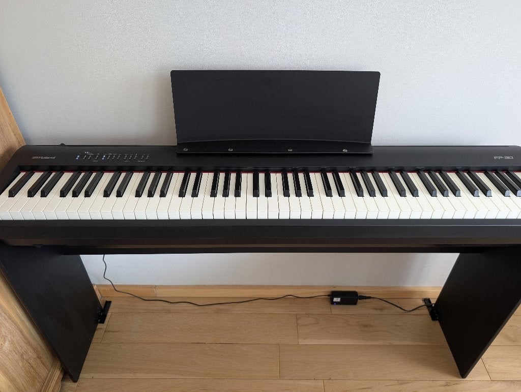 Roland FP30 Digitale Piano, Muziek en Instrumenten, Ophalen, Zwart, Digitaal, Zo goed als nieuw
