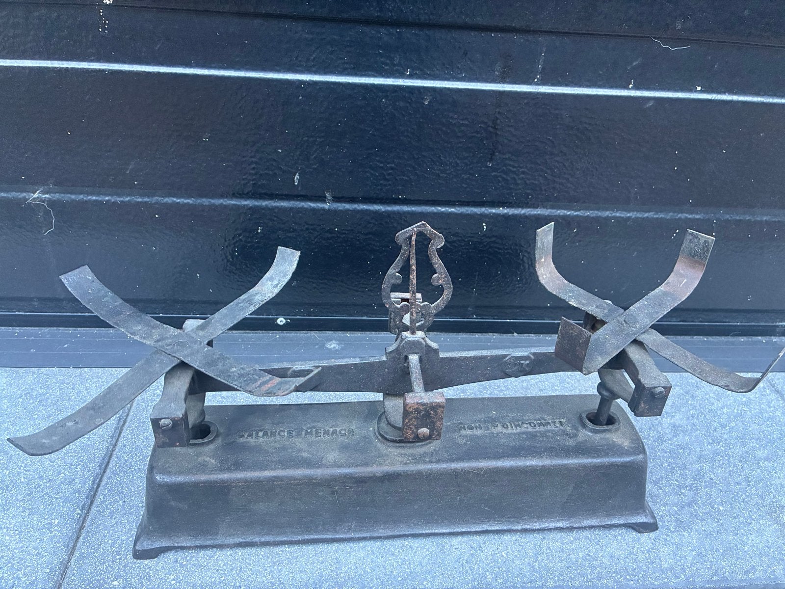 Antieke Balansweegschaal met Messing Schalen, Ophalen