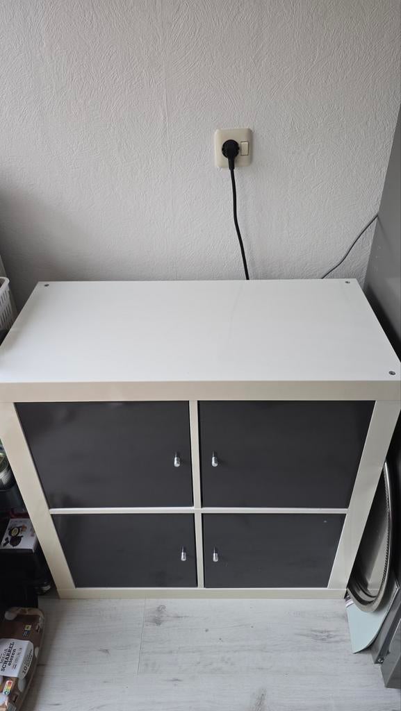 IKEA Kallax 2x2 met grijze kastinzetstukken, Ophalen of Verzenden