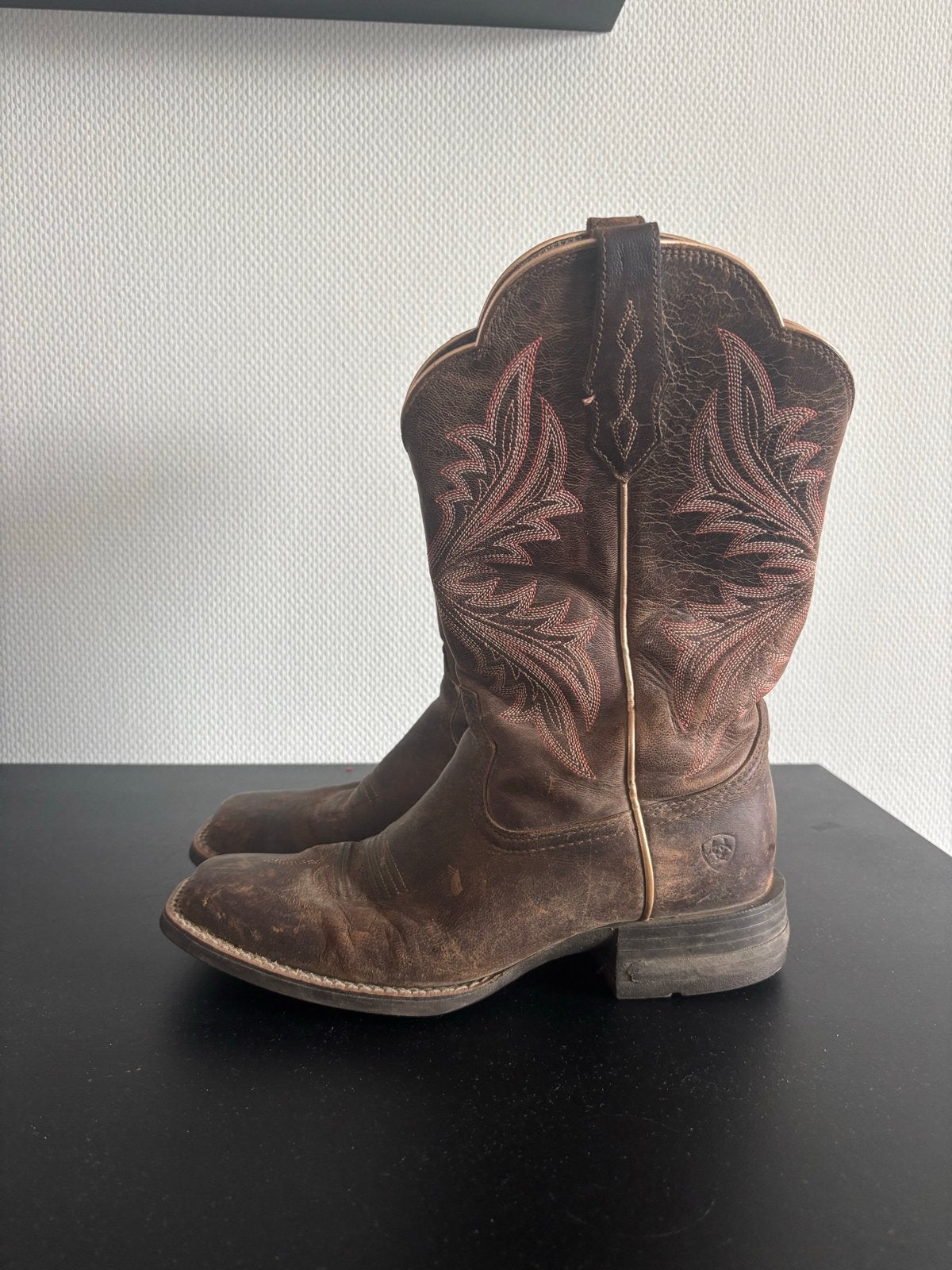 Ariat West Bound Bruine Westernlaarzen maat 38- Goede Staat, Ophalen of Verzenden, Gedragen, Bruin, Hoge laarzen