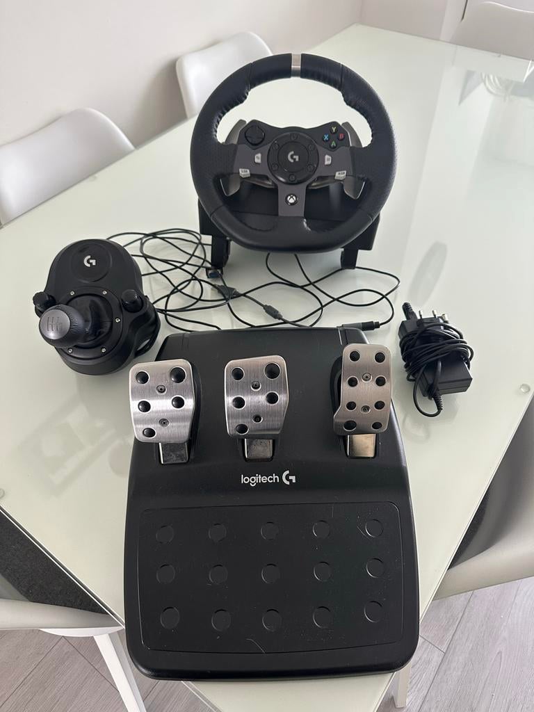 Logitech G920 Driving Force Racing Wheel + Shifter, Ophalen of Verzenden, Zo goed als nieuw