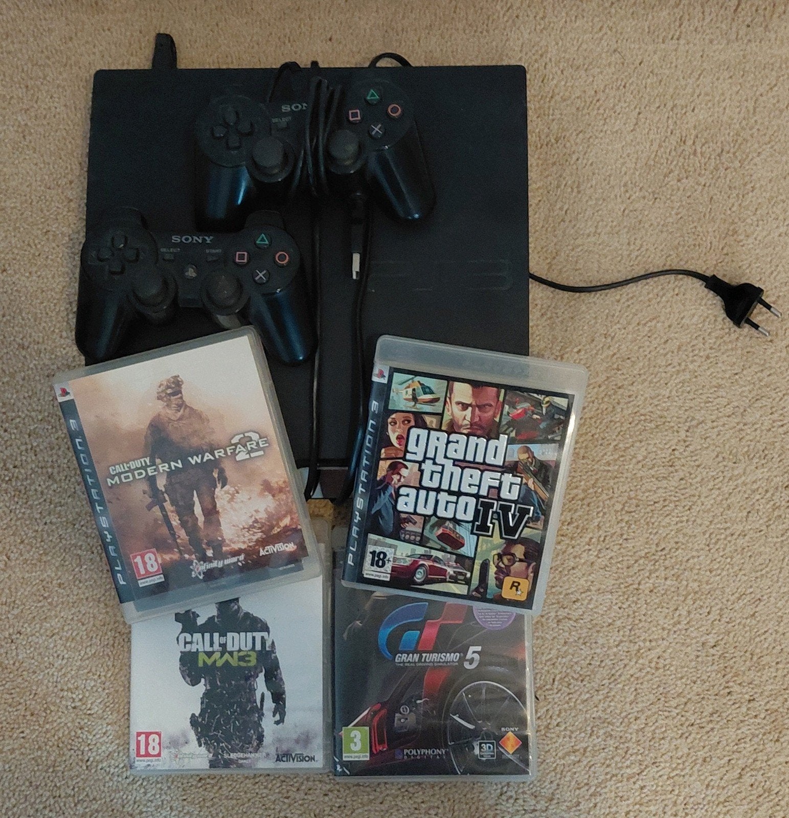 Ps3 met 4 spellen, Met 2 controllers, Ophalen of Verzenden, Slim, Gebruikt