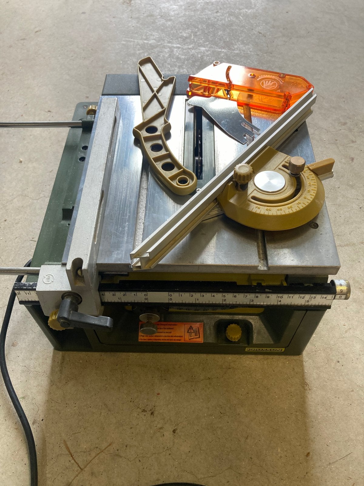 Proxxon FET Tafelcirkelzaag - Compact en Nauwkeurig, Doe-het-zelf en Verbouw, Gereedschap | Zaagmachines, Minder dan 30 mm, Gebruikt