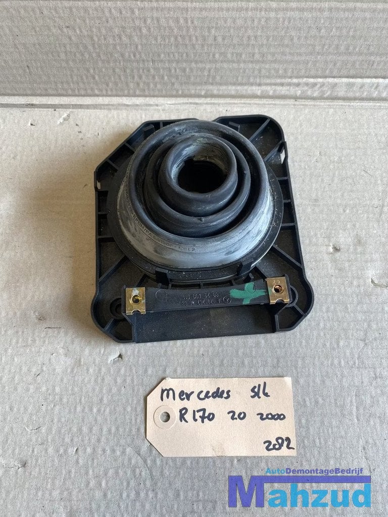 MERCEDES SLK R170 Schakelpook vloer cover A1702670688, Gebruikt, Mercedes-Benz AG, Mercedes-Benz, Ophalen of Verzenden