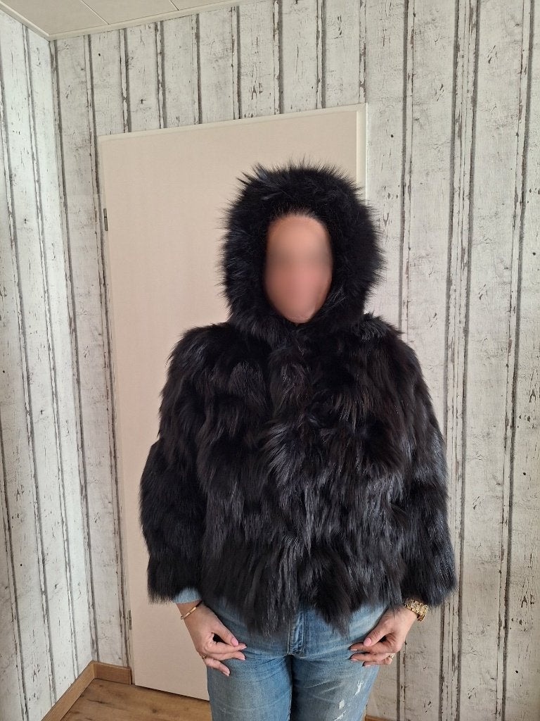 Beauty zachte zwarte vos bontjas met capuchon, maat M, 38-40, Ophalen of Verzenden, Zo goed als nieuw, Maat 38/40 (M), Zwart