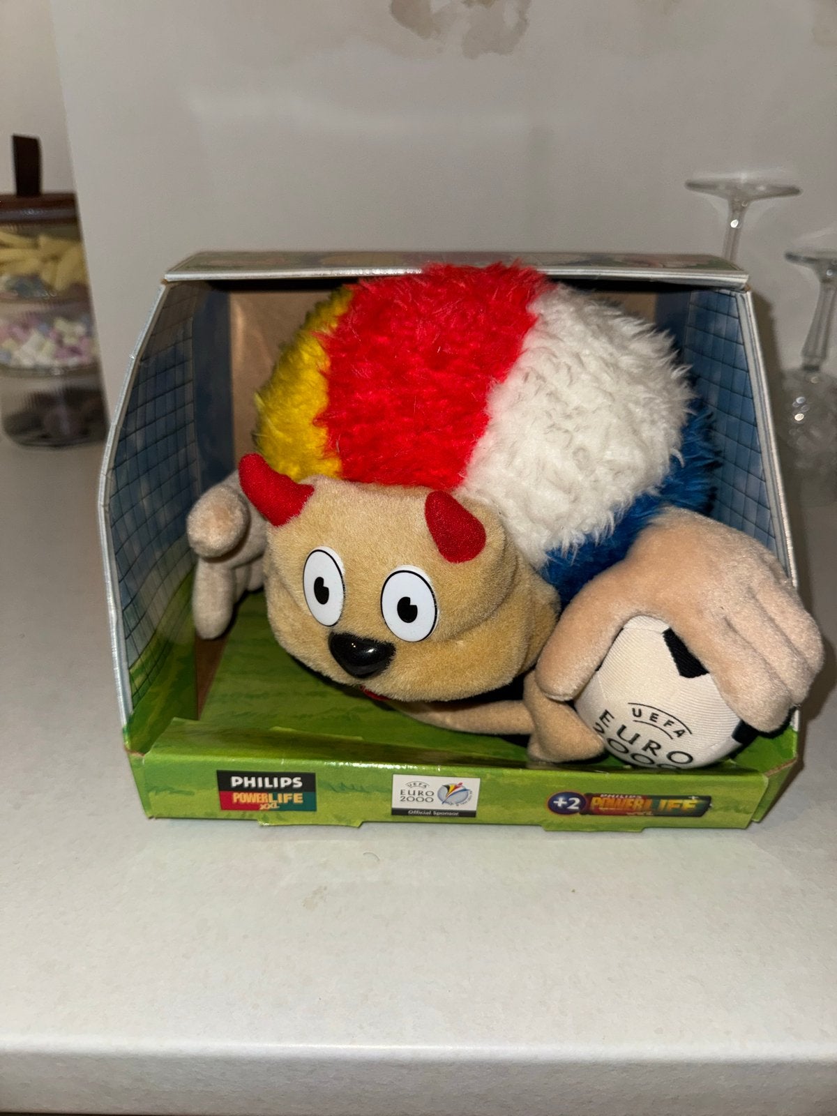 Zeldzame Philips PowerLife EURO 2000 mascotte met display, Verzamelen, Sportartikelen en Voetbal, Ophalen of Verzenden, Zo goed als nieuw