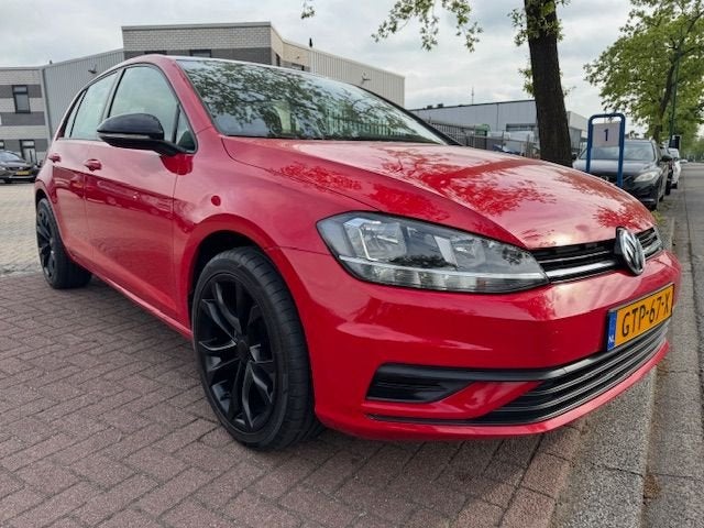 Volkswagen Golf 1.0 TSI 5deurs Sport Trendline Airco,Navigat, Gebruikt, Start-stop-systeem, 610 kg, Bedrijf